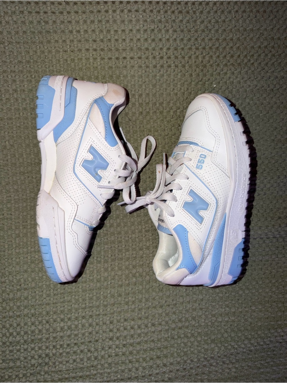 New Balance Women’s White and Light Blue Retro Sneakers